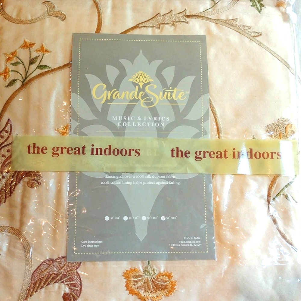 The Great Indoors Grand Suite Cream Floral Curtains 50x120